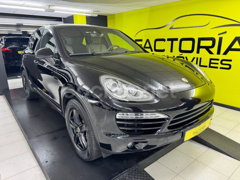 Negro Usado 2011 Porsche Cayenne SUV | 22.990 € (Un poco caro) - Imagen 1/4