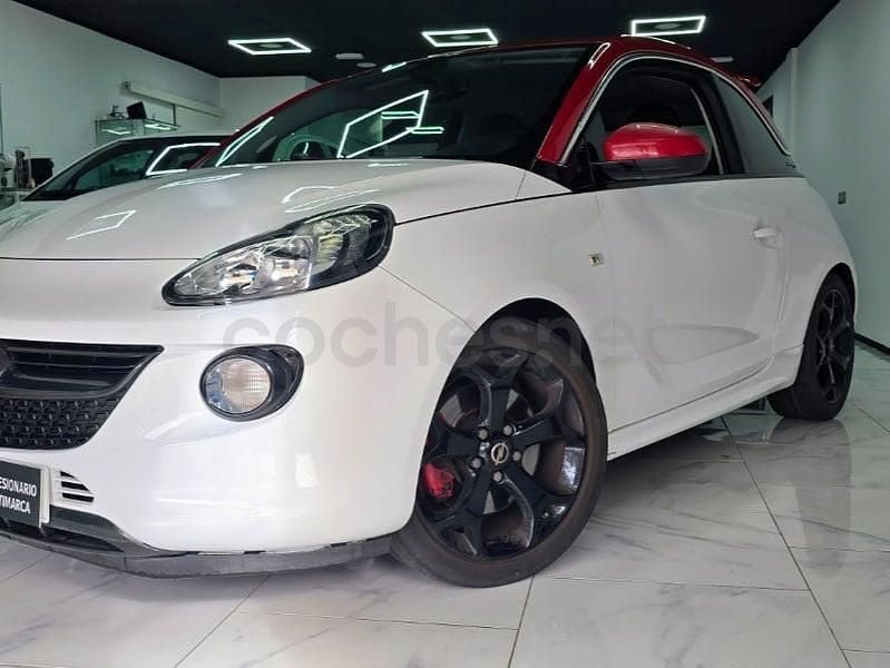 Usado Opel Adam Rocks 150 CV (110 kW) 2017 Blanco Utilitario