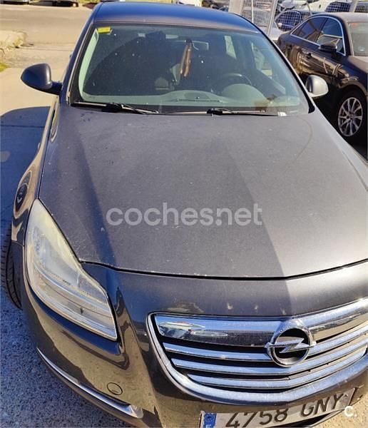 Usado Opel Insignia Essentia 130 CV (95 kW) 2009 Negro Berlina