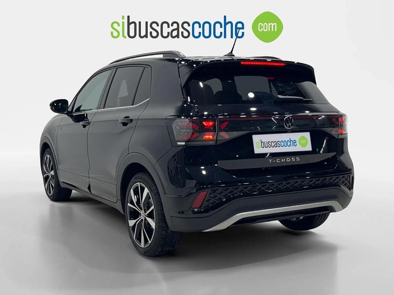 Usado VW T-Cross R-line 150 CV (110 kW) 2025 Negro SUV