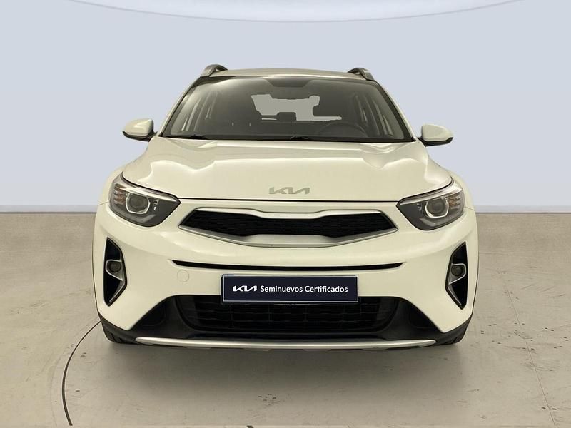 Usado Kia Stonic 84 CV (61 kW) 2023 Blanco SUV