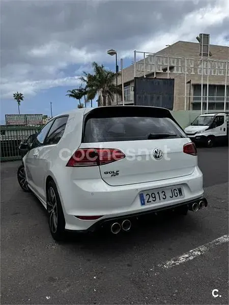 Usado VW Golf VII Sportline 150 CV (110 kW) 2016 Blanco Berlina
