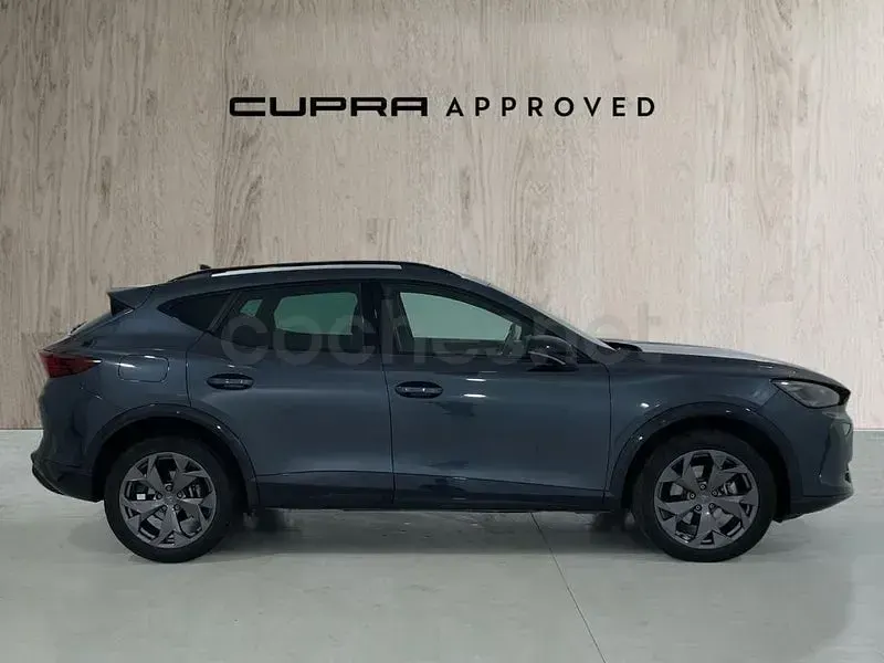 Usado Cupra Formentor 150 CV (110 kW) 2025 Gris / plata SUV