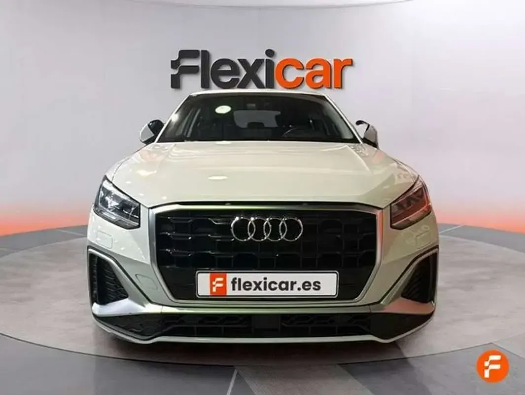 Usado Audi Q2 116 CV (85 kW) 2021 Blanco SUV