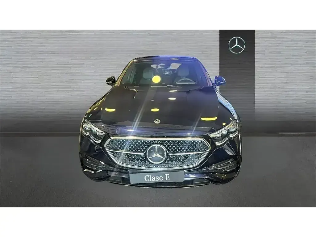 Nuevo Mercedes E220 197 CV (144 kW) 2026 Azul Berlina