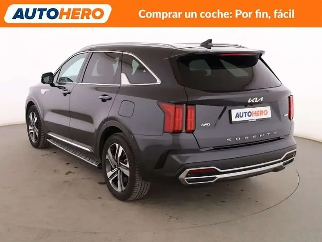 Usado Kia Sorento 265 CV (194 kW) 2022 Gris SUV