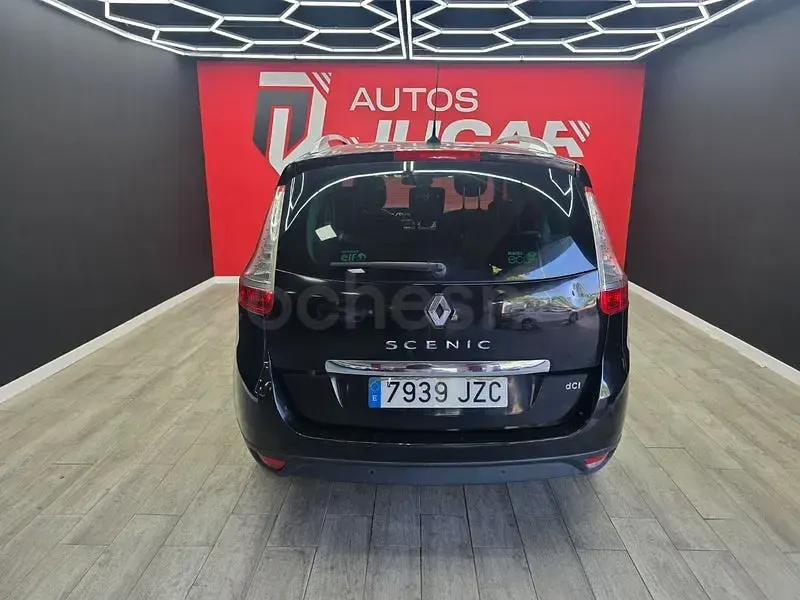 Usado Renault Grand Scénic III Bose Edition 130 CV (95 kW) 2012 Negro Monovolumen