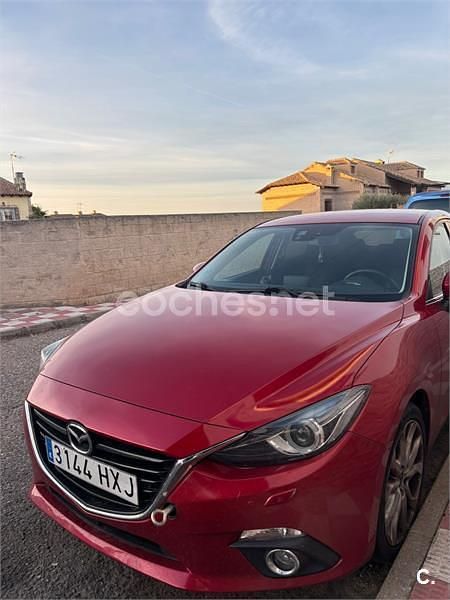 Usado Mazda 3 Luxury 150 CV (110 kW) 2014 Rojo Berlina