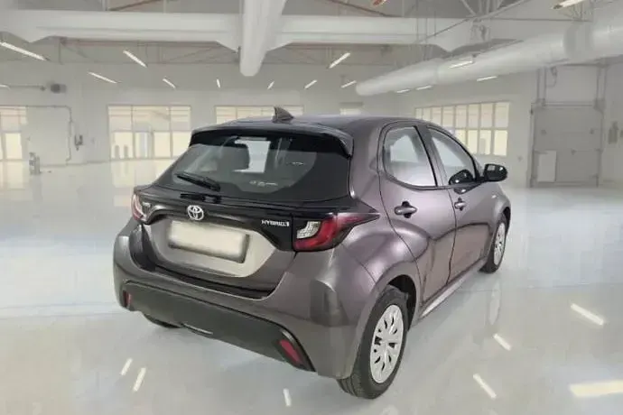 Usado Toyota Yaris Business Edition 115 CV (84 kW) 2021 Utilitario