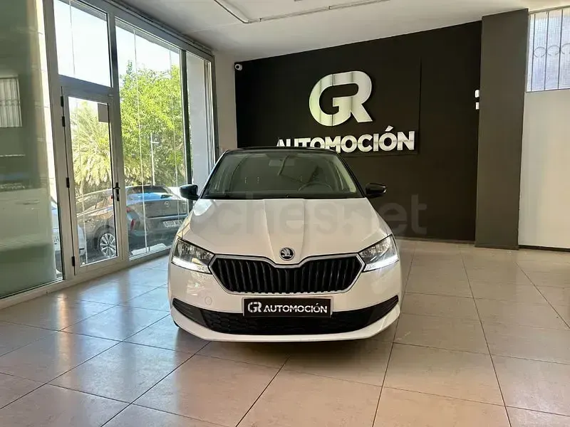 Usado Skoda Fabia Style 95 CV (69 kW) 2019 Blanco Utilitario