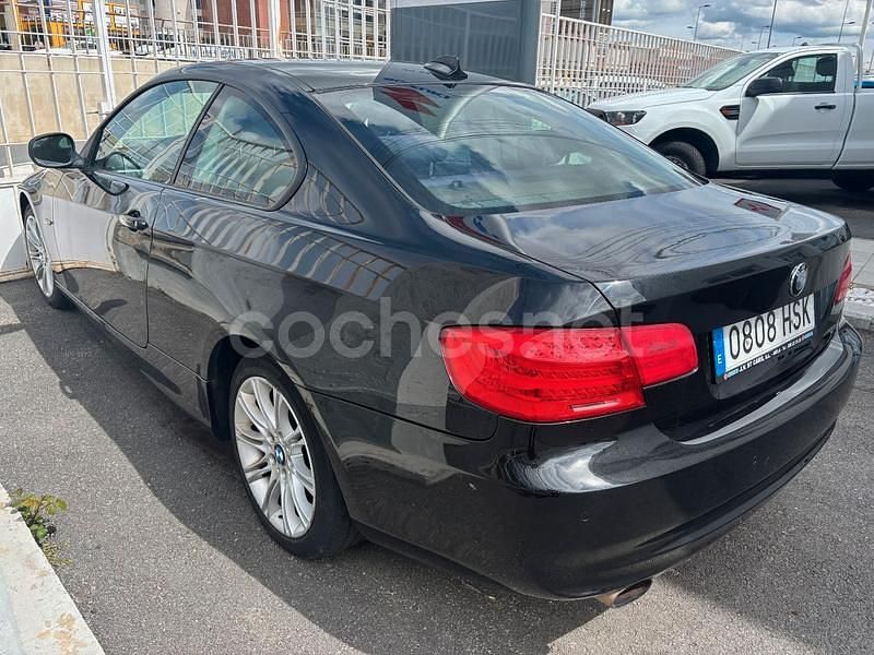 Usado BMW 318 Cabriolet 143 CV (105 kW) 2013 Negro Descapotable