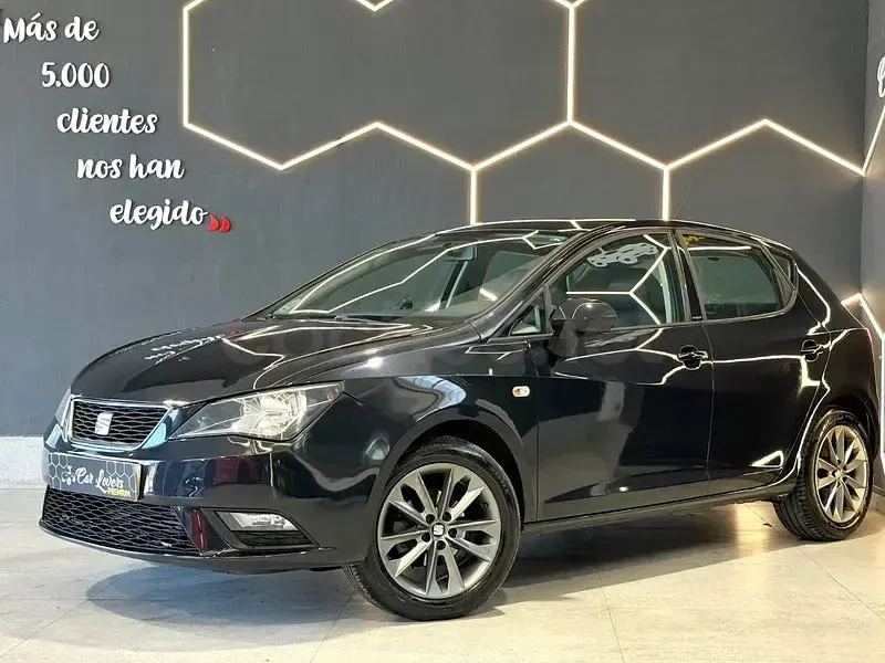 Usado Seat Ibiza Reference 90 CV (66 kW) 2015 Negro Berlina