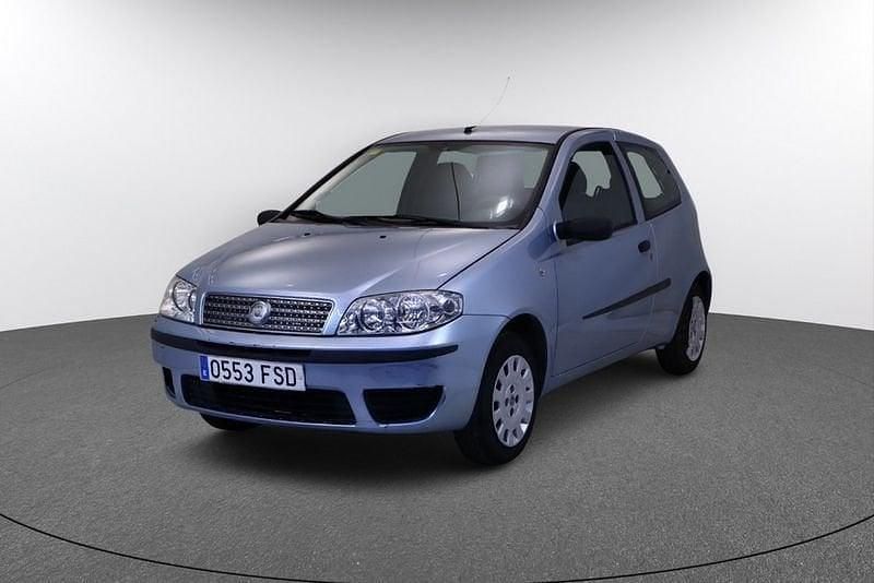 Azul Usado 2007 Fiat Grande Punto Active Utilitario | 5640 € (Caro) - Imagen 1/4