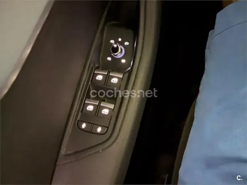Usado Audi A4 S-Line 150 CV (110 kW) 2018 Gris / plata Familiar