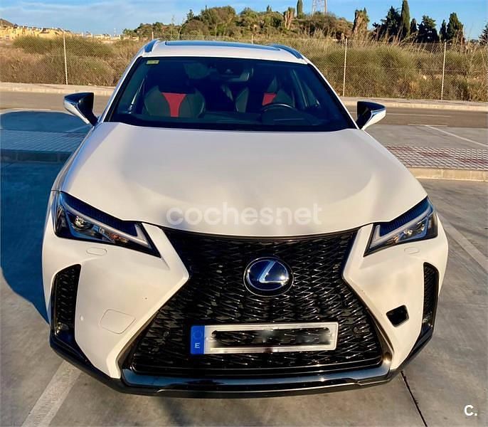 Usado Lexus UX Sport Line 184 CV (135 kW) 2020 Blanco SUV