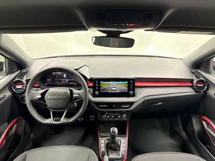 Nuevo Skoda Fabia Monte Carlo 115 CV (84 kW) 2025 Blanco Utilitario