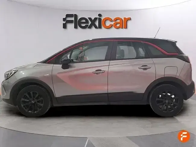 Usado Opel Crossland GS Line 110 CV (80 kW) 2021 Gris SUV