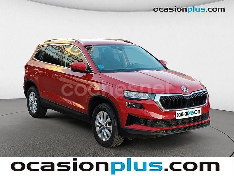 Usado Skoda Karoq Ambition 150 CV (110 kW) 2023 Rojo SUV