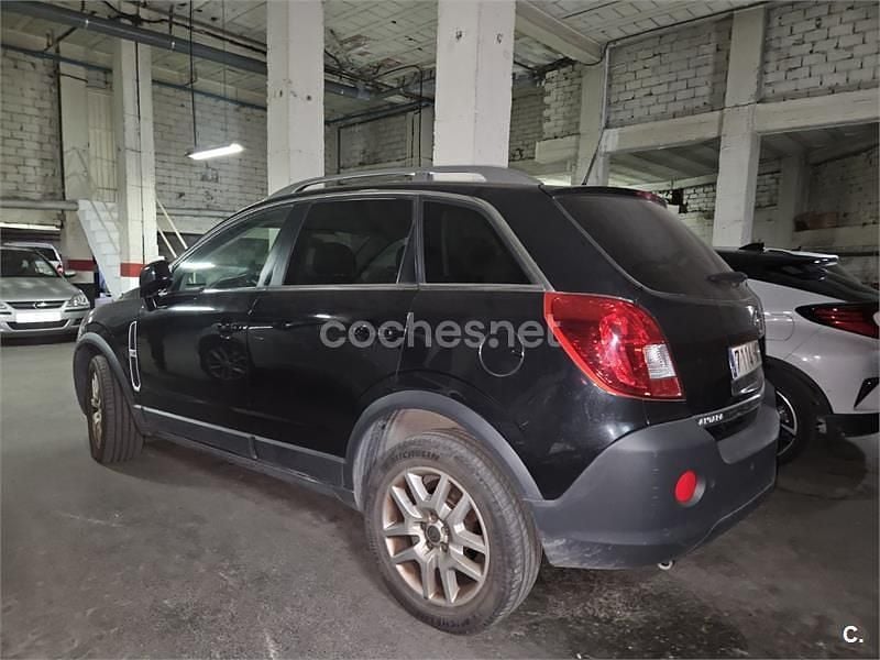 Usado Opel Antara Enjoy 163 CV (119 kW) 2012 Negro SUV