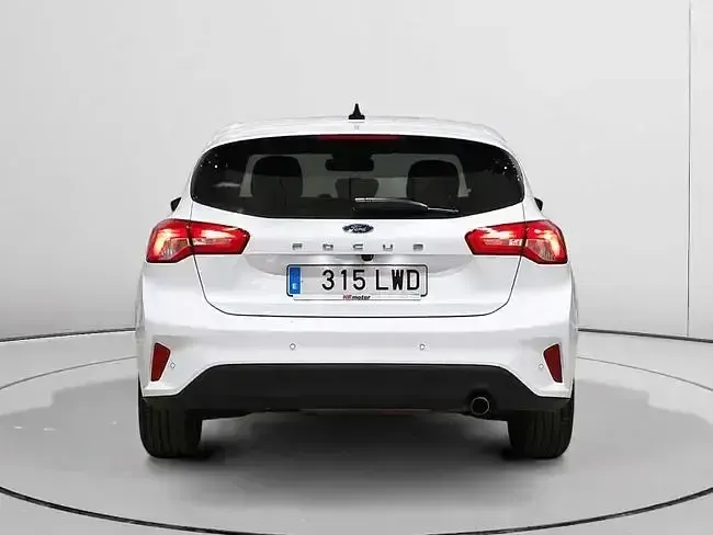 Usado Ford Focus Trend+ 120 CV (88 kW) 2022 Blanco Berlina