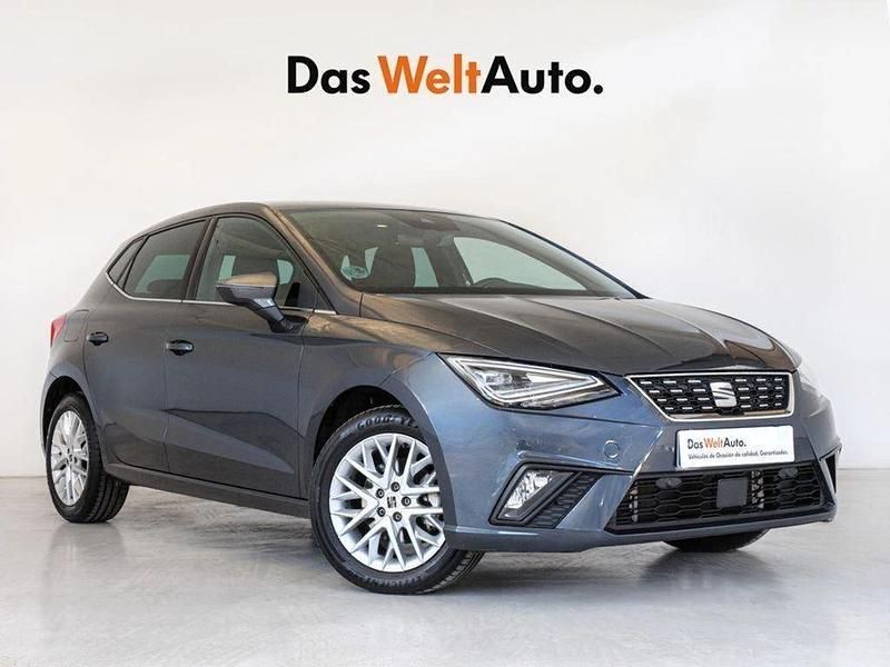 Gris Usado 2024 Seat Ibiza Berlina | 19.900 € (Un poco caro) - Imagen 1/4