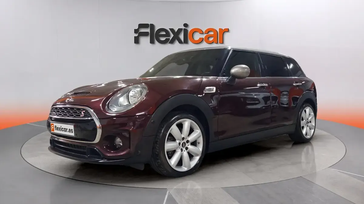 Usado Mini Cooper S Clubman 192 CV (141 kW) 2018 Rojo Familiar