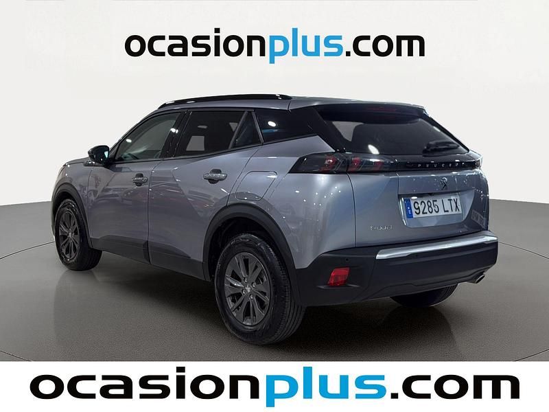 Usado Peugeot 2008 Style 110 CV (80 kW) 2021 Gris SUV