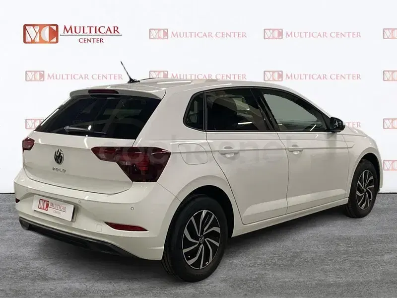 Usado VW Polo 95 CV (69 kW) 2024 Blanco Utilitario