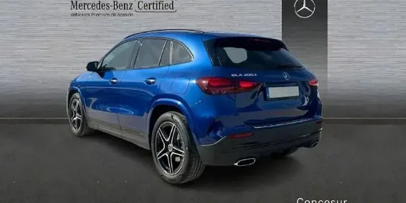 Usado Mercedes GLA200 150 CV (110 kW) 2025 Azul SUV