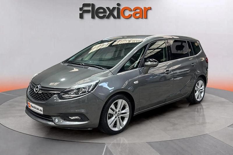 Usado Opel Zafira Tourer Innovation 136 CV (100 kW) 2019 Gris Monovolumen