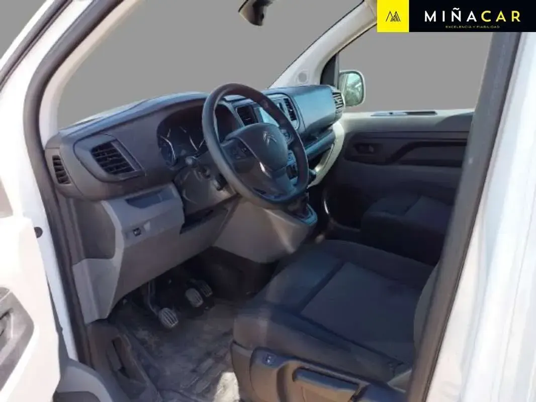 Usado Citroën Jumpy 102 CV (75 kW) 2022 Blanco Monovolumen
