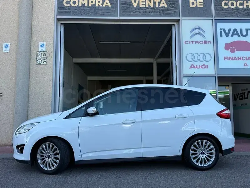 Usado Ford C-MAX Titanium 125 CV (91 kW) 2013 Blanco Monovolumen
