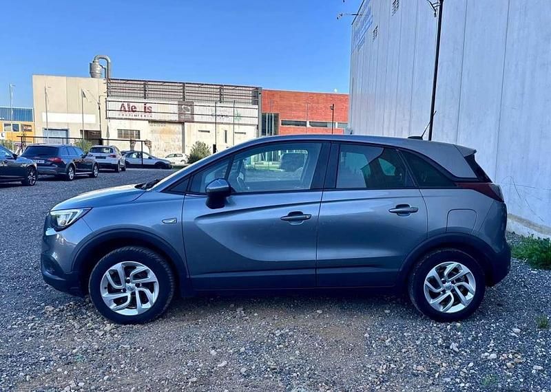Usado Opel Grandland X Design Edition 131 CV (96 kW) 2018 Gris SUV
