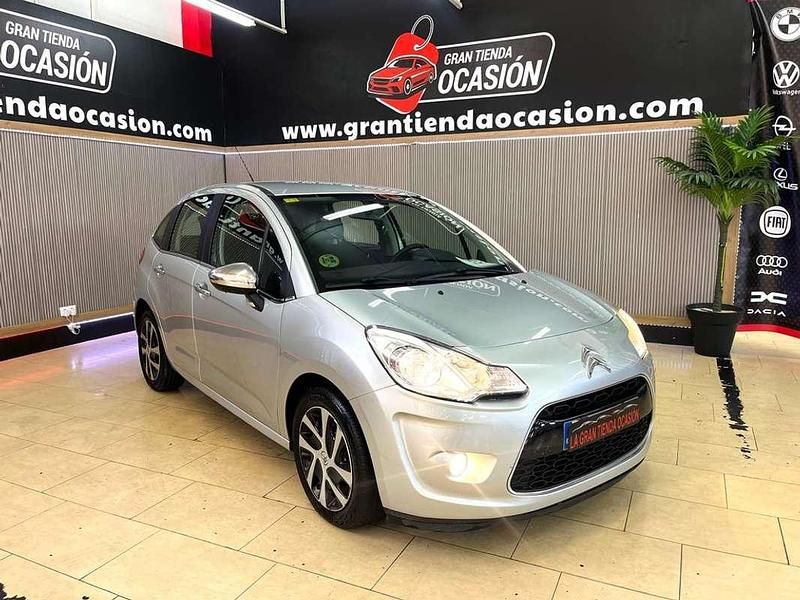 Usado Citroën C3 68 CV (50 kW) 2012 Gris Utilitario