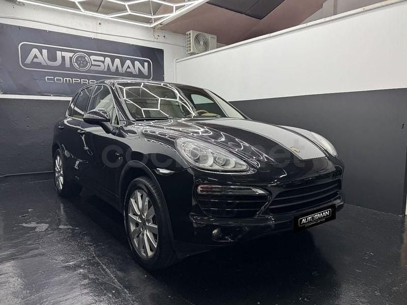 Käytetty Porsche Cayenne 262 HP (192 kW) 2014 Musta Katumaasturi
