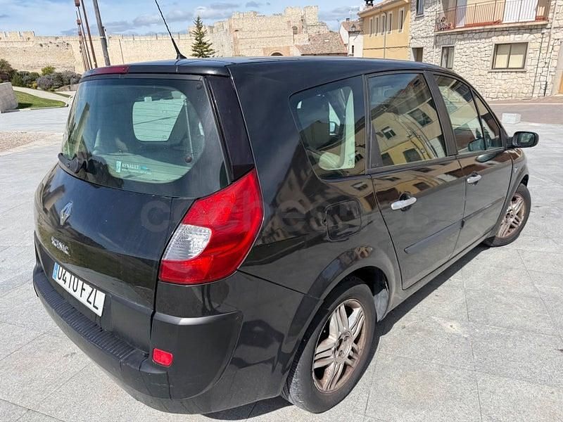 Usado Renault Grand Scénic II Business 130 CV (95 kW) 2008 Negro Monovolumen