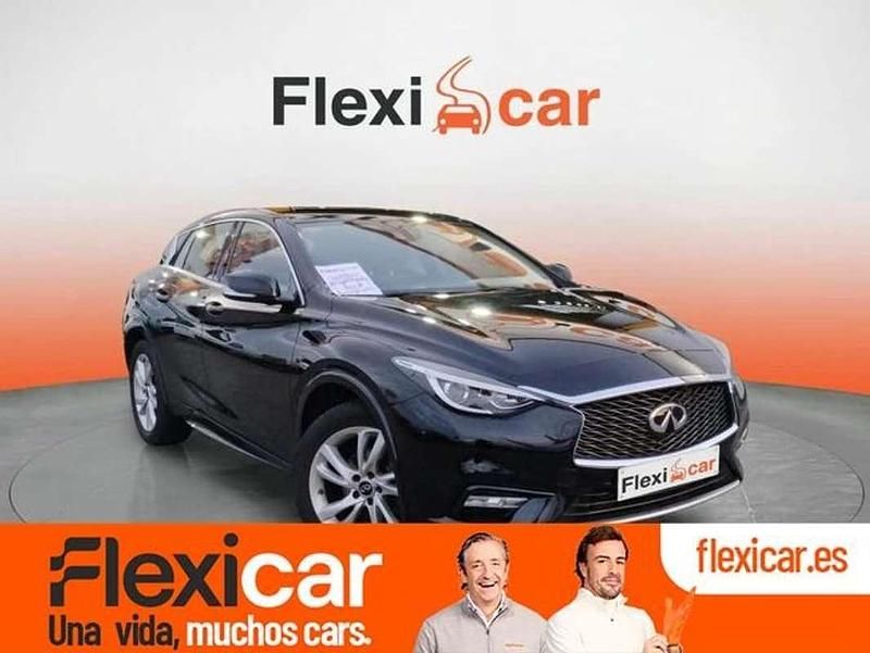 Negro Usado 2016 Infiniti Q30 Berlina | 11.790 € (Buen precio) - Imagen 1/4