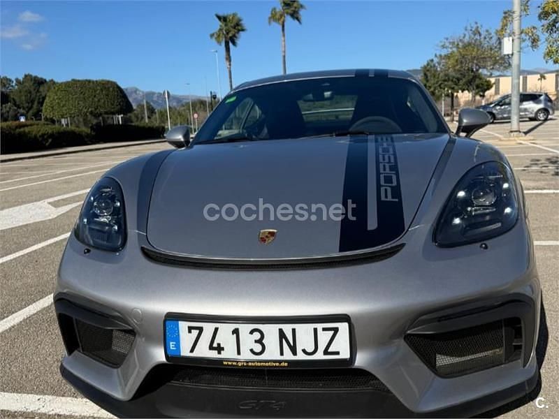 Usado Porsche 718 Cayman GT4 420 CV (308 kW) 2020 Gris / plata Coupe