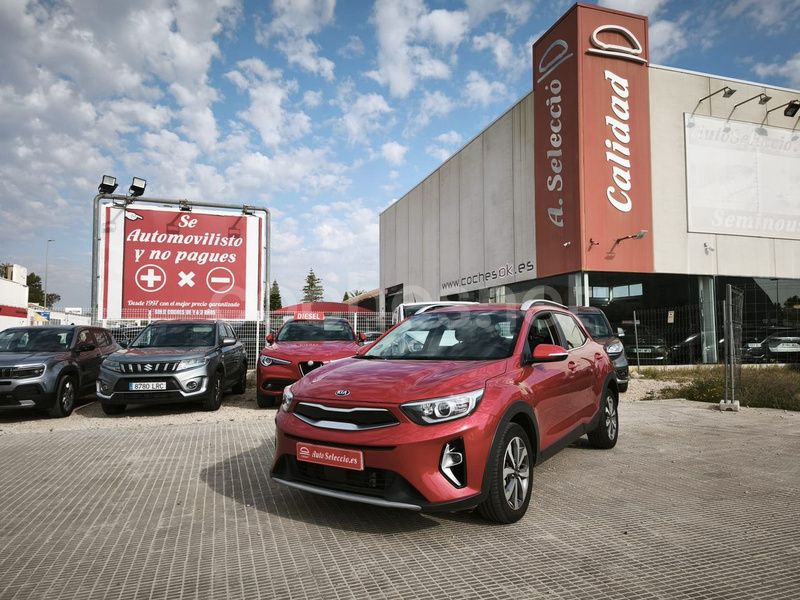 Rojo Usado 2021 Kia Stonic SUV | 14.900 € (Precio justo) - Imagen 1/4
