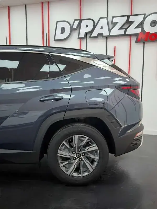 Usado Hyundai Tucson 136 CV (100 kW) 2022 Gris SUV