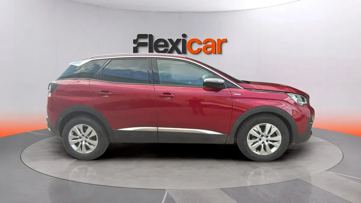 Usado Peugeot 3008 Style 131 CV (96 kW) 2021 Rojo SUV