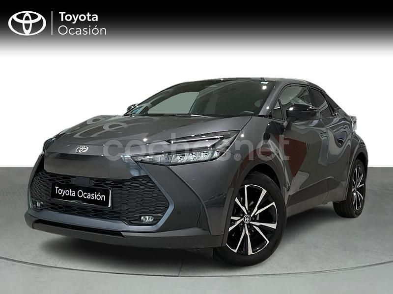 Usado Toyota C-HR Advance 140 CV (102 kW) 2024 Gris / plata (gris grafito) SUV