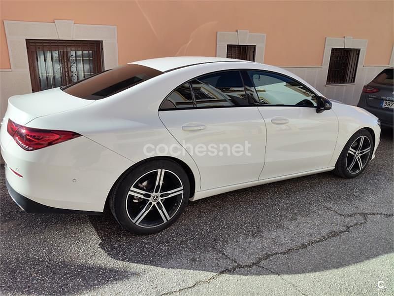 Usado Mercedes CLA180 136 CV (100 kW) 2023 Blanco Berlina