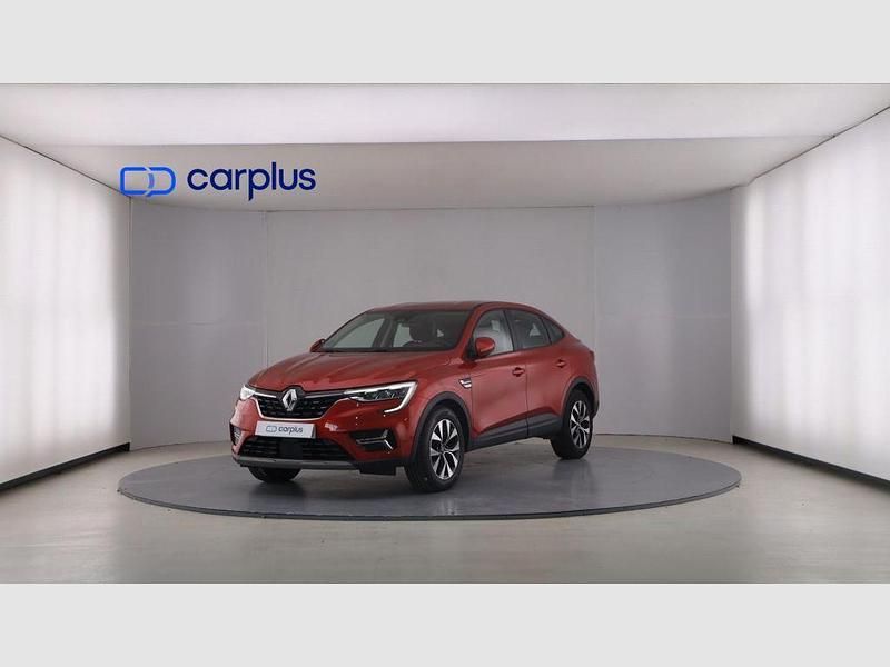Rojo deseo (metalizado) Usado 2021 Renault Arkana Intens SUV | 21.390 € (Un poco caro) - Imagen 1/4