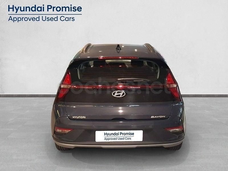 Nuevo Hyundai Bayon 84 CV (61 kW) 2025 Gris / plata SUV