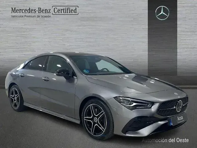 Usado Mercedes CLA200 163 CV (119 kW) 2025 Gris montaña