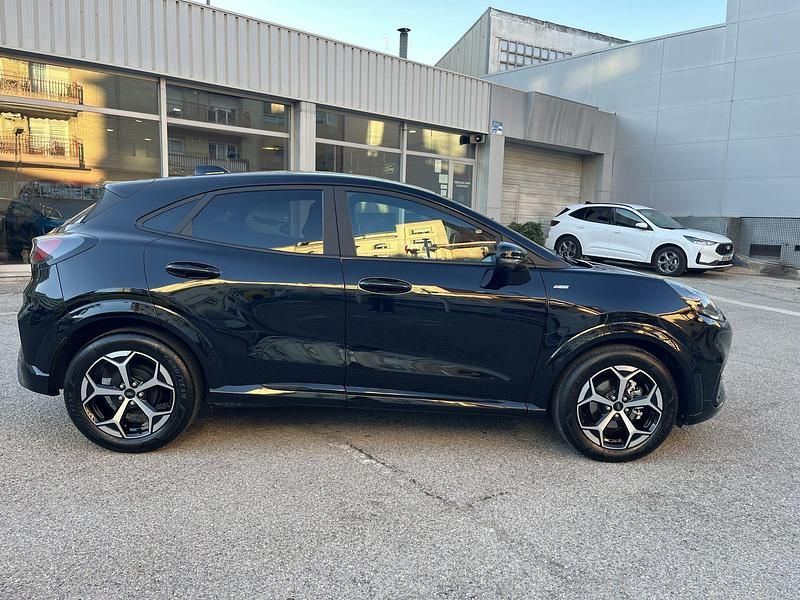 Usado Ford Puma ST-Line 125 CV (91 kW) 2024 Negro SUV