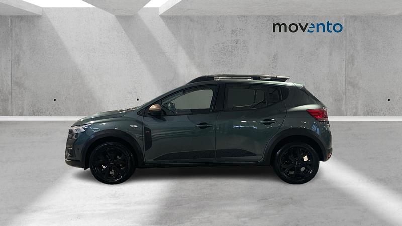 Usado Dacia Sandero Extreme 110 CV (80 kW) 2024 Verde Berlina