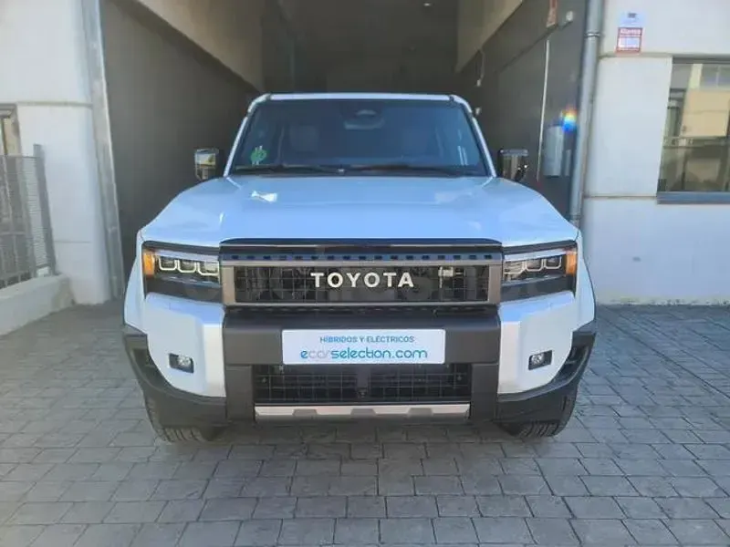 Usado Toyota Land Cruiser 207 CV (152 kW) 2024 Blanco SUV