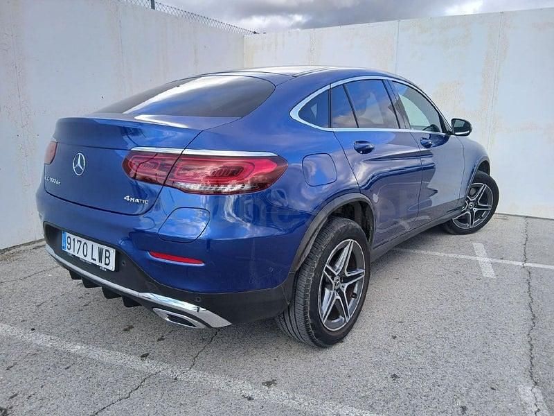 Usado Mercedes GLC300e 306 CV (225 kW) 2021 Azul Coupe